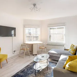 2 Bed Centre 1 Min From Abbey Apartment Bath