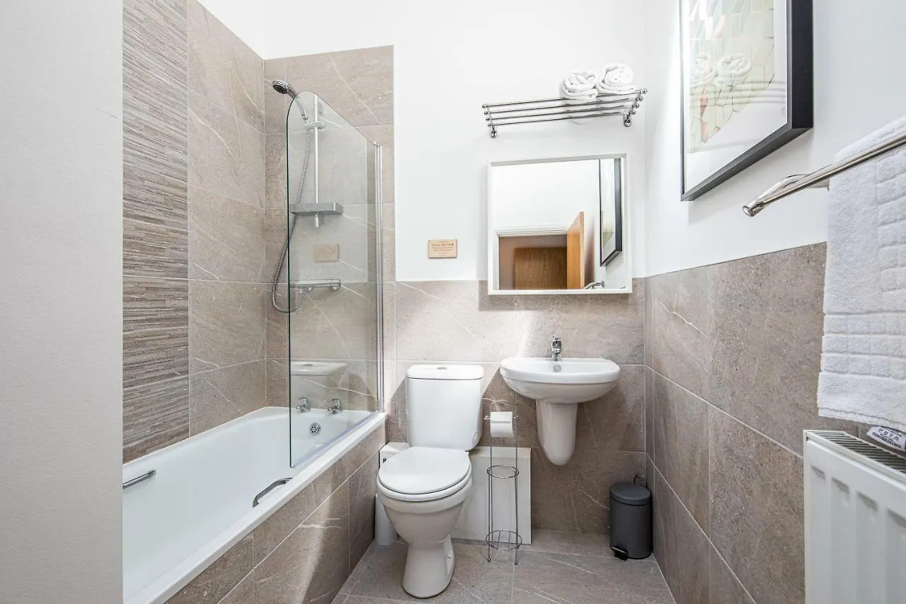 Vouspace @ The Bank Apartment Sheffield United Kingdom